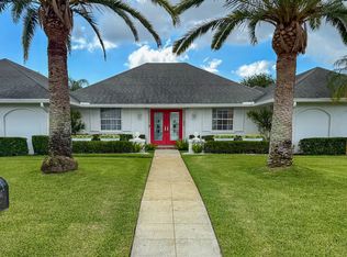 10124 Seagrape Way, Palm Beach Gardens, FL 33418