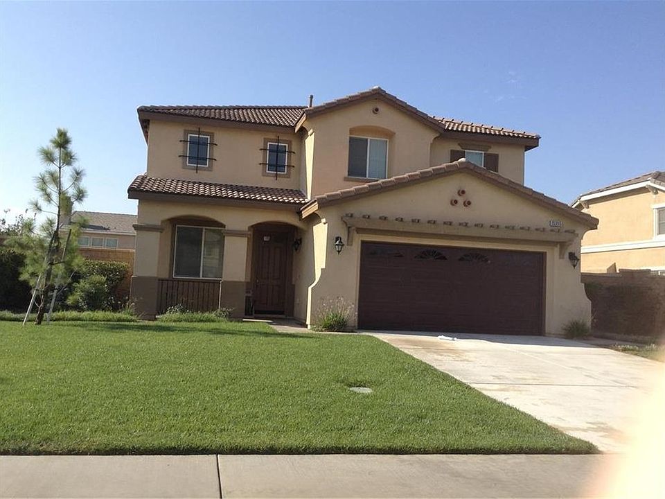 1st image of 15355 Knollview Pl