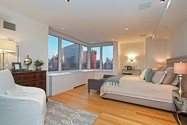 Rented by Nest Seekers International