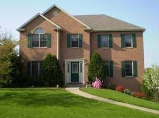 185 Autumn Hill Dr, Cranberry Twp, PA 16066