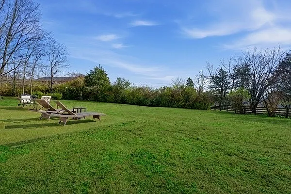 106 Engle Ct — Photo 7
