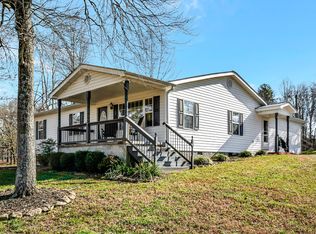 5604 Camp Creek Rd, Mount Airy, GA 30563