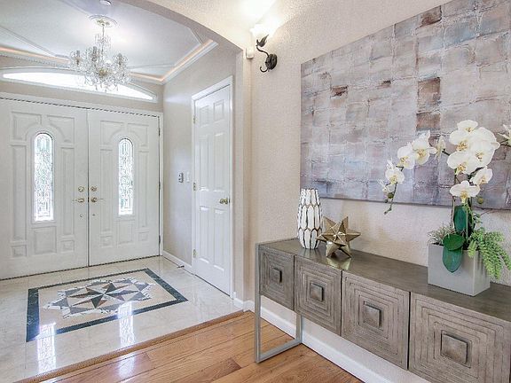 3rd image of 20821 Canyon View Dr