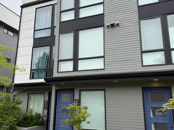 4204 Evanston Ave N, Seattle, WA 98103