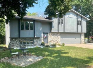 1215 N Osage Ave, Juniata, NE 68955