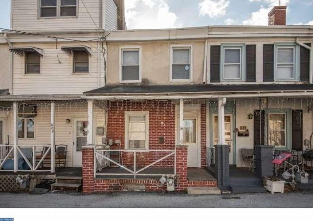 2nd image of 687 Summit St