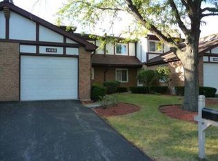 1468 Circle Ct, Elk Grove Village, IL 60007