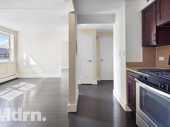 2nd image of 138 E 112th St APT 5F