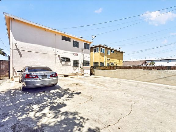 5th image of 338 E 99th St