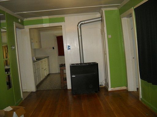 3rd image of 1905 Margaret St