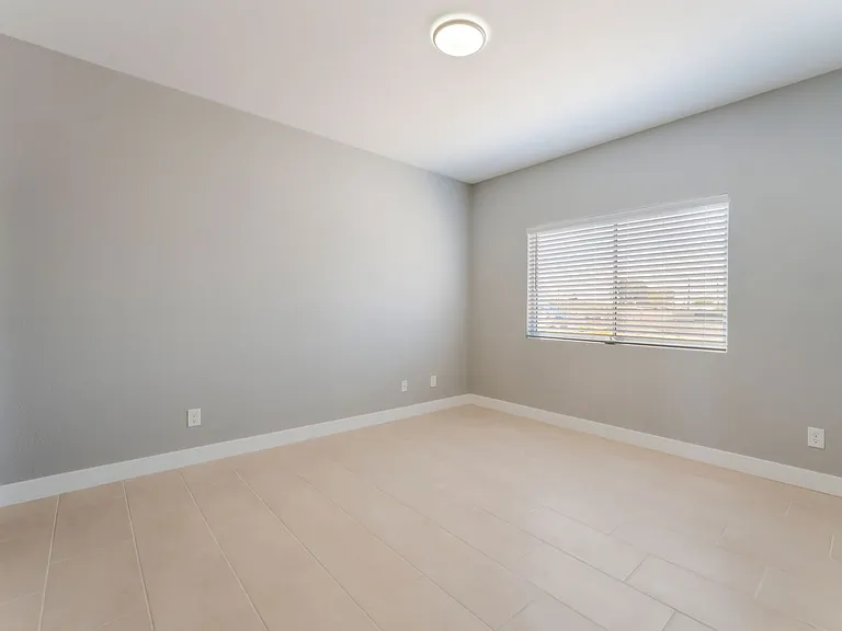 5689 E Lake Mead Blvd — Photo 7