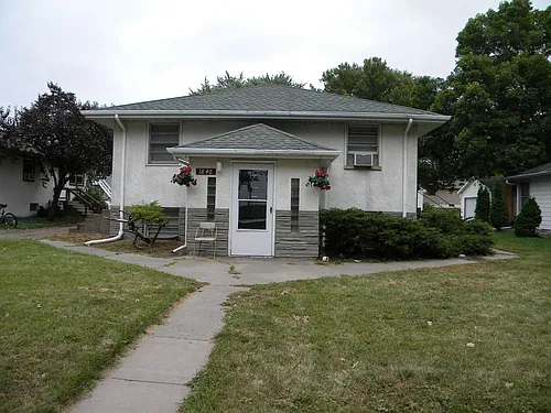 1846 Walnut St Photo 1