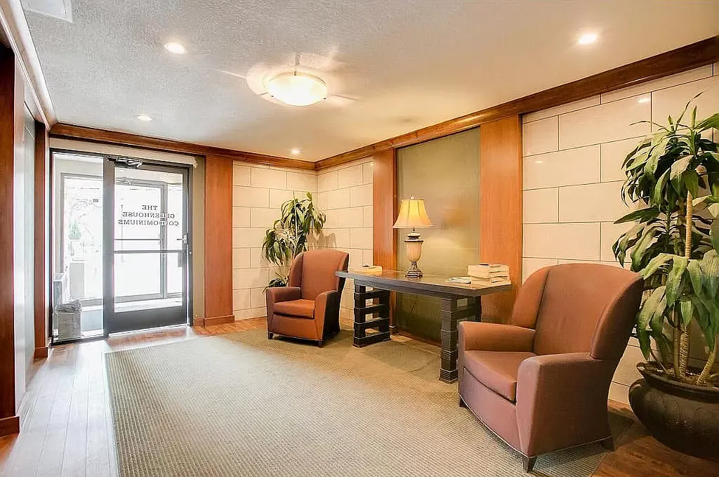 1 bed, 900 sqft, $1,500 — Photo 2