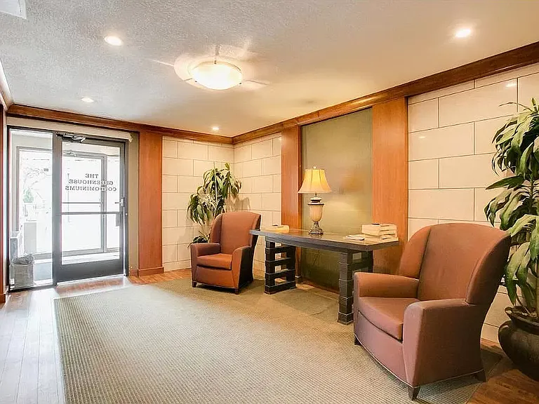3540 Hennepin Ave #114 — Photo 2