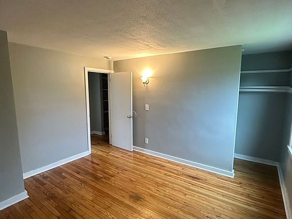 2nd image of 101-111 Blackmore St #109