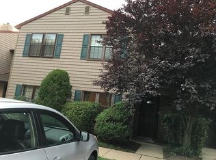 36 Pheasant Run, Edison, NJ 08820