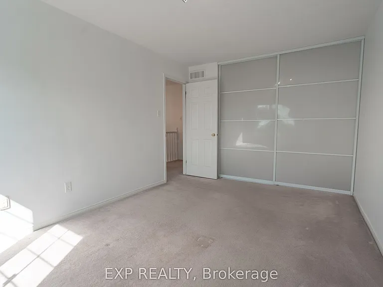 28 Chartwell Ave — Photo 40