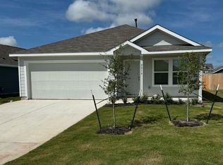 2215 Cumulus Ct, Lockhart, TX 78644