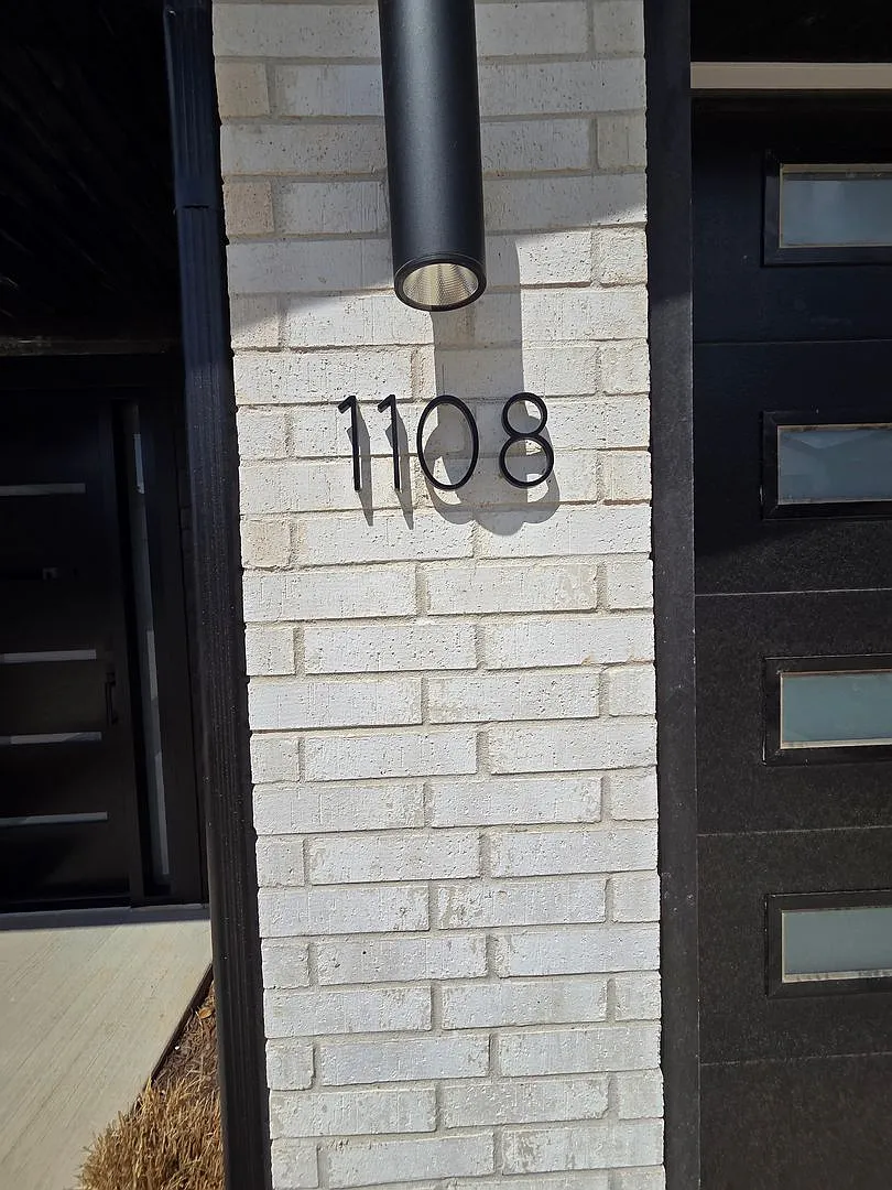 Building Photo - 1108 Emilia Ave