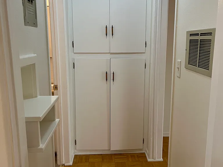 1030 N Stanley Ave #2 — Photo 4