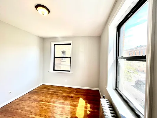 Rented by Pear NYC LLC | media 3