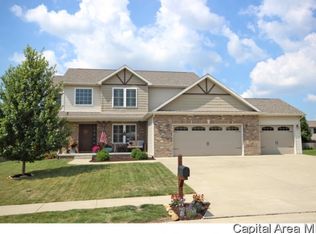 1607 Chriswell Gdns, Chatham, IL 62629