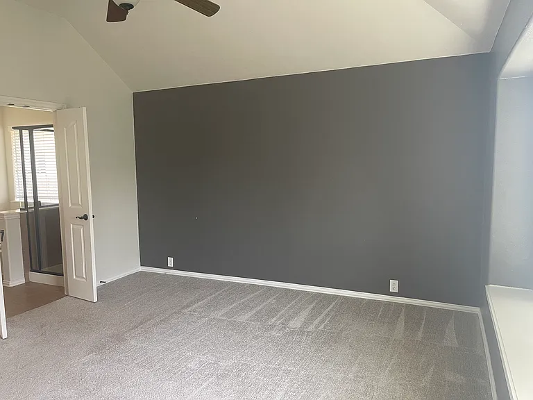 616 Brooks St — Photo 16