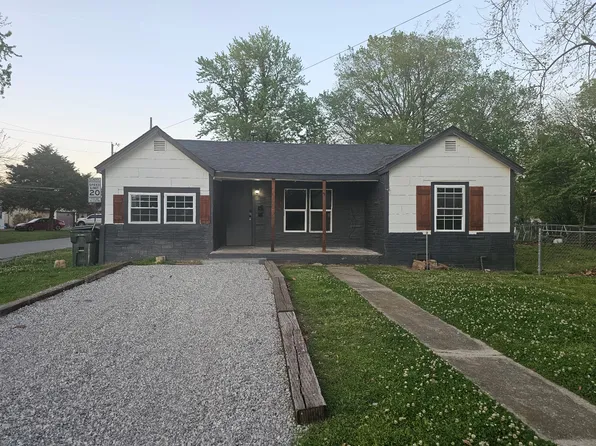 120 W 9th St, Claremore, OK 74017