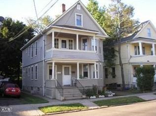 84 Dana St, West Haven, CT 06516