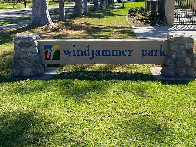 2 bed, 917 sqft, $2,900 — Photo 3