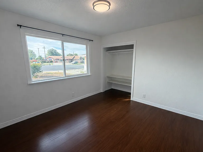 2217 Santa Fe Ct — Photo 12