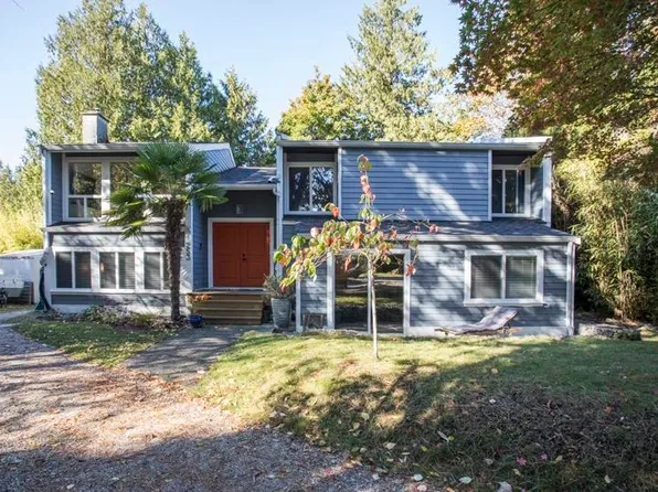 253 49th St, Delta, BC V4M 3N3