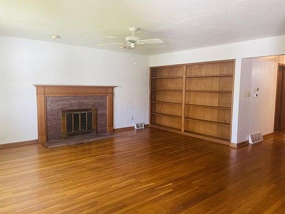 3rd image of 1140 Pierce Ave