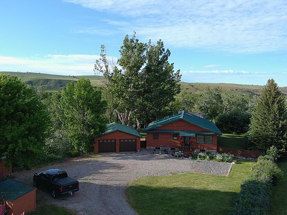4th image of 555 Big Goose Rd