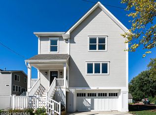 43 Shore Acres Ave, Middletown, NJ 07748