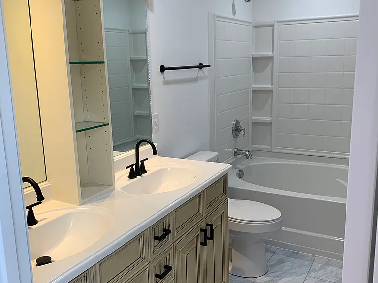 2020 Draymore Ct — Photo 13