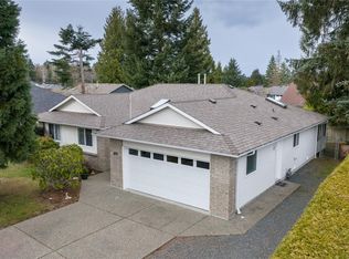 485 Schley Pl, Qualicum Beach, BC V9K 2L5