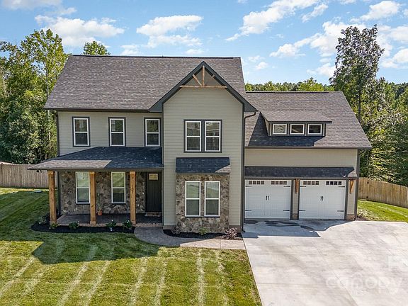 4th image of 131 Sparta Dr