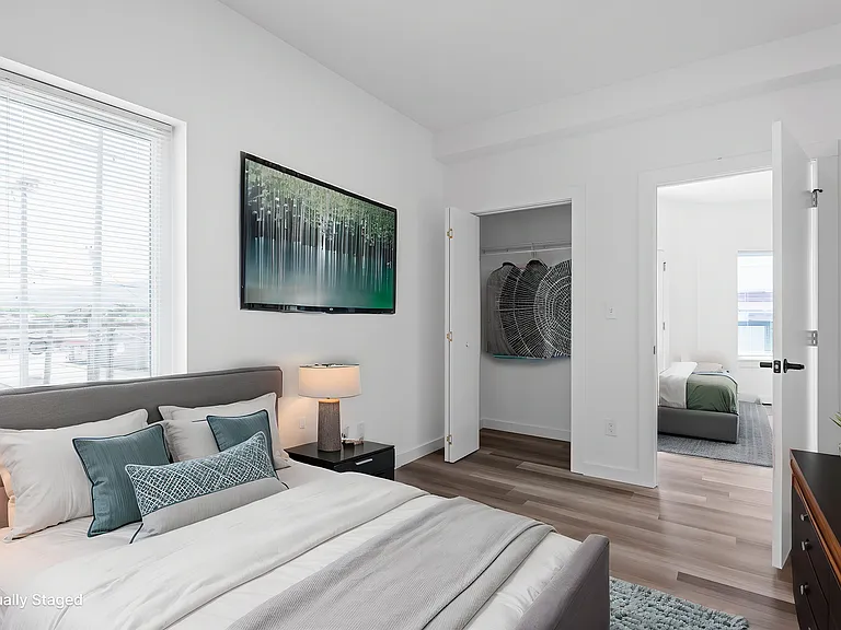 East Line Apartments | Modern Studio Apartments in Downtown Chattanooga — Photo 19