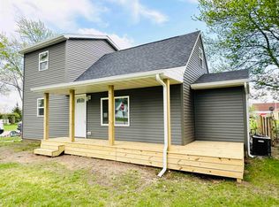 209 Hickory St, Walkerton, IN 46574