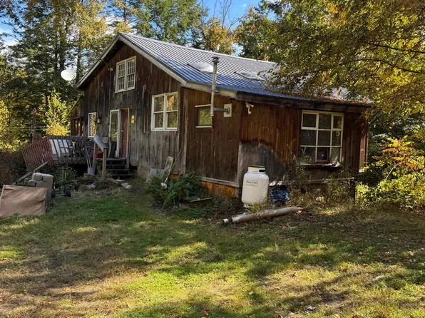 100 Legion Road, Newfane, VT 05345