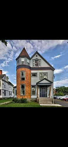 151 Front St #1 Photo 1