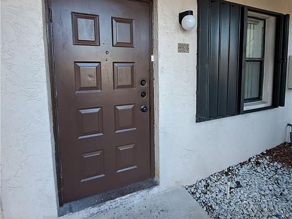 3rd image of 9924 Nob Hill Ct #9924