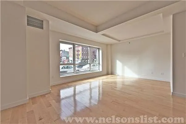 Rented by R New York | media 14