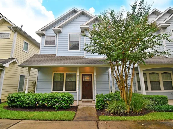 1828 Woodbend Village Dr, Houston, TX 77055