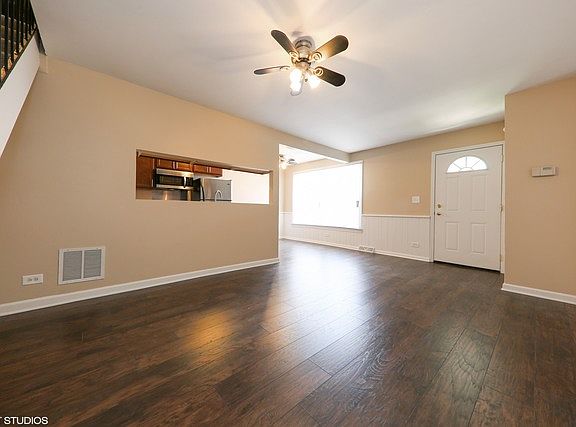 2nd image of 429 James Ct Unit C