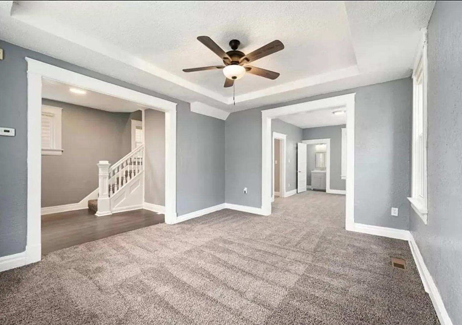 Beautiful Historic Home For Rent! — Photo 3