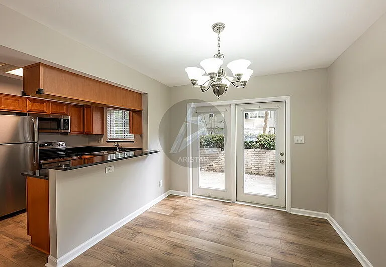 6940 Roswell Rd #13F — Photo 7