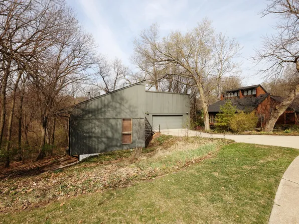 1105 Oklahoma Dr, Ames, IA 50014