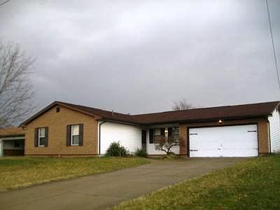 2nd image of 285 Paris Dr